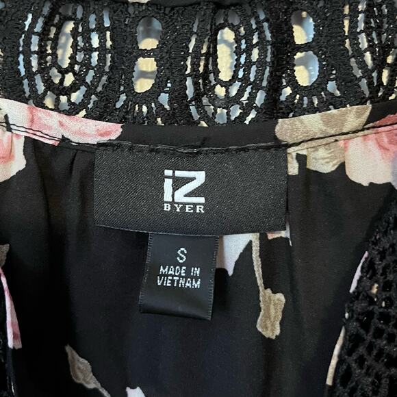 Iz Byer Lace-Trim Off Shoulder Blouse - Size S - Picture 5 of 7